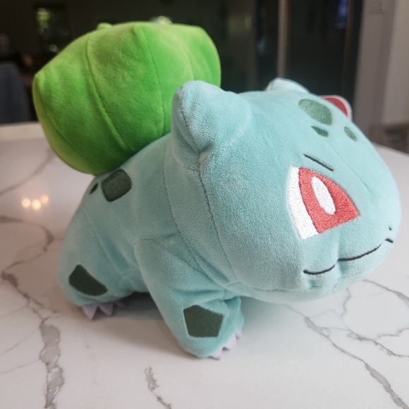 Pokémon 8" Bulbasaur Plush Stuffed Animal Toy - Picture 2 of 6